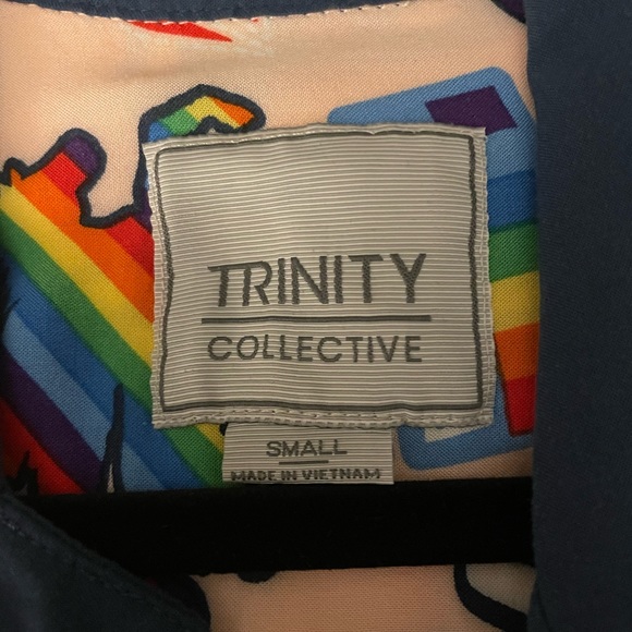 Pride short sleeve button down - Picture 3 of 3